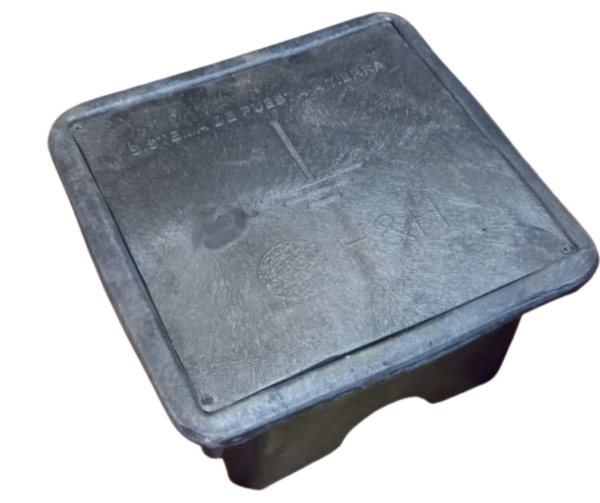 Vsafety Cartello Pericolo Scavi Profondi - 300x100 Mm - Plastica 2 Mm - Conforme ISO 7010 - Segnale Di Sicurezza Per Esterno